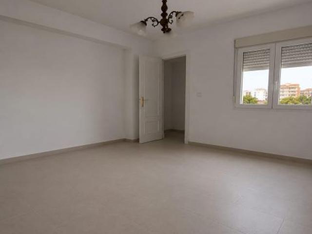 Piso en Venta en Los Sevillanos, Sevilla