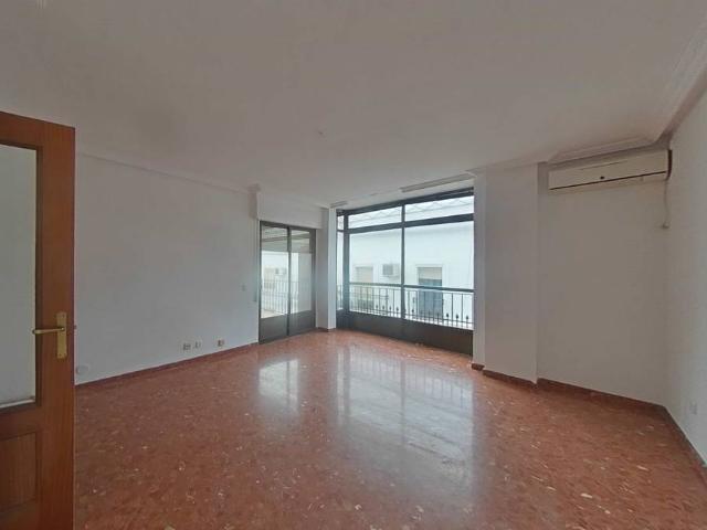 Piso en Venta en Lopera