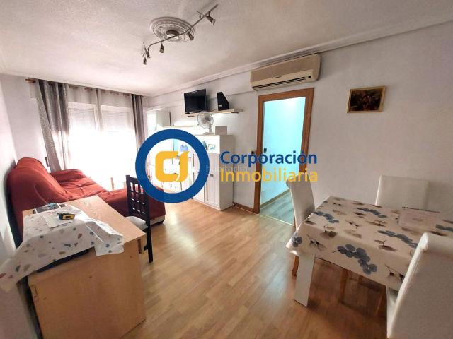 Piso en venta en Lorca, La Viña. Piso con cuatro dormitorios y garaje en La Viña. Pisos.