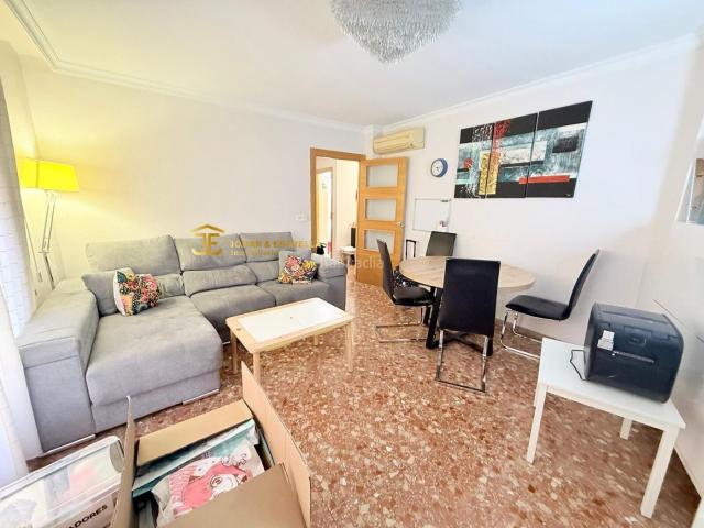 Piso en venta en Lorca, Santiago. PISO DE TRES DORMITORIOS EN EL CENTRO DE LORCA. Pisos.