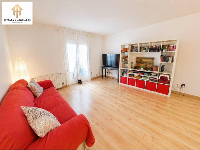 Piso en venta en Pubilla Cases 08906