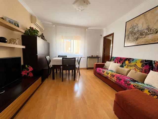 Piso en Venta en Pubilla Cases