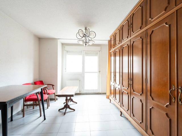 Piso en Venta en Puerta del Ángel