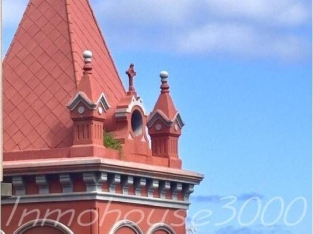 Piso en venta en Puerto Canteras 35007
