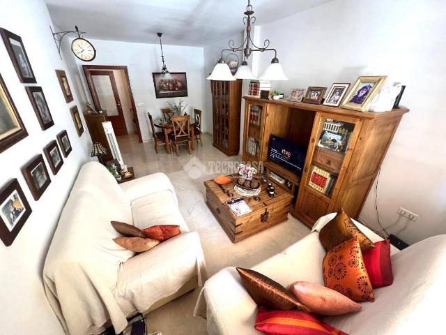 Piso en Venta en Puerto de Estepona