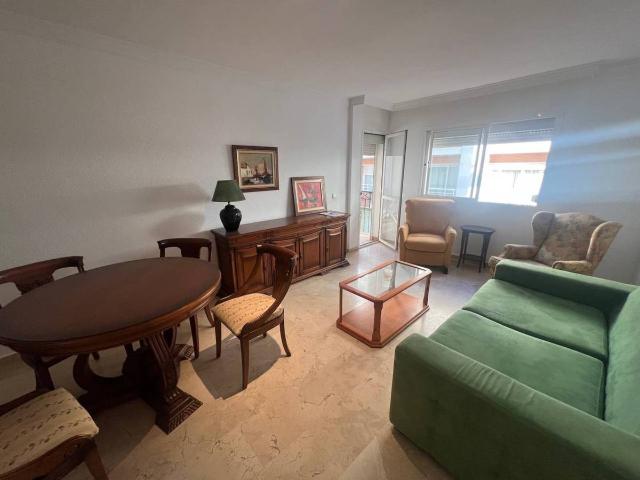 Piso en Venta en Puerto de Estepona
