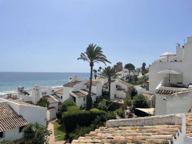 Piso en Venta en Puerto de Estepona
