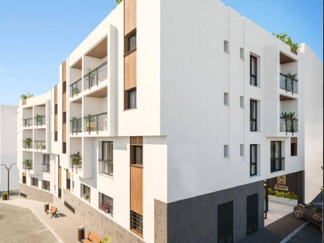 Piso en Venta en Puerto de Estepona
