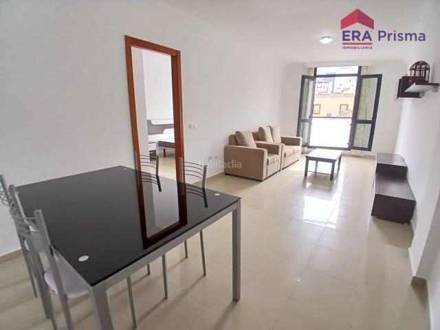 Piso en venta en Puerto de la Cruz, Playa Jardín. Puerto de la Cruz Exclusivo piso de 3 dormitorios junto al mar y del centro histórico. Pisos Puerto de la.