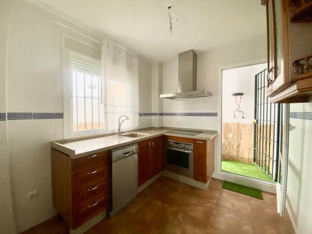 Piso en venta en Puerto de Santa María El, Centro. Piso en residencial con piscina y plaza de garaje. Pisos Puerto de Santa María.