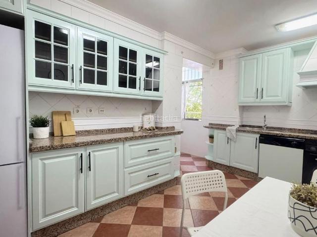 Piso en venta en Puerto de Santa María El, El Juncal Vallealto. Piso de tres dormitorios muy bien comunicado y listo para entrar a vivir. Pisos Puerto de Santa María.
