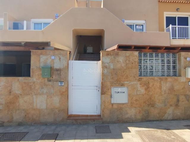 Piso en venta en Puerto del Rosario, El Matorral. Luminoso apartamento con terraza privada en venta en El Matorral. Pisos Puerto del.