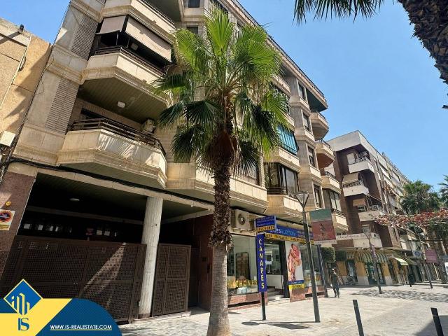 Piso en Venta en Puerto Deportivo