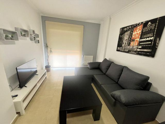 Piso en venta en Puertollano, Centro. ? ¡Coge las llaves y empieza a vivir! Tu hogar de 90 m² con todo sí, TODO incluido. Pisos.