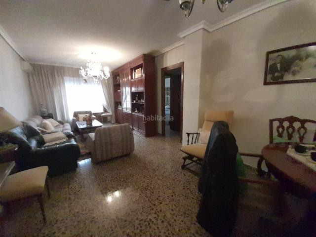 Piso en venta en Puertollano, Centro. Piso de 150 metros cuadrados construidos en calle Puerto. Pisos.