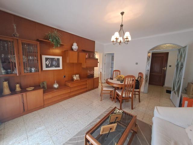 Piso en venta en Puertollano, PAU 2 600. Gran piso de 4 dormitorios con terraza. Pisos.