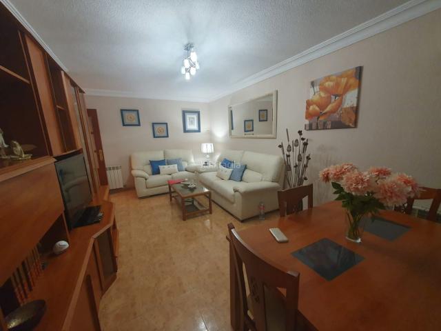 Piso en venta en Puertollano, PAU 2 600. Piso en venta en Puertollano, próximo al Nuevo Hospital. Pisos.