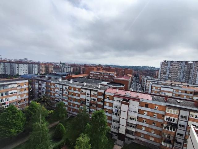 Piso en Venta en Pumarín