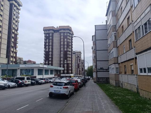 Piso en Venta en Pumarín