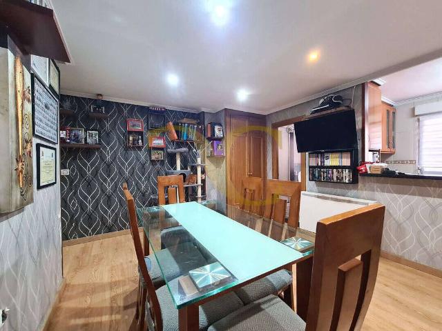 Piso en Venta en Pumarín