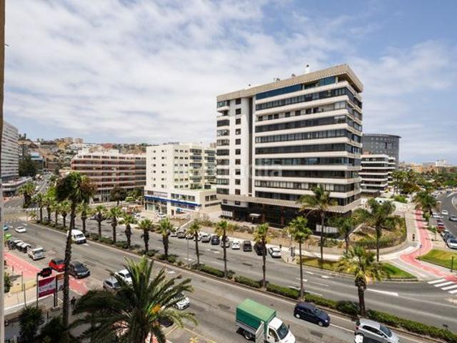 Piso en venta en Palmas de Gran Canaria Las, Arenales Lugo Avenida Marítima. Piso en venta en Avenida Juan XXIII 1, Arenales Lugo Avda Marítima. Pisos Palmas de Gran Canaria.