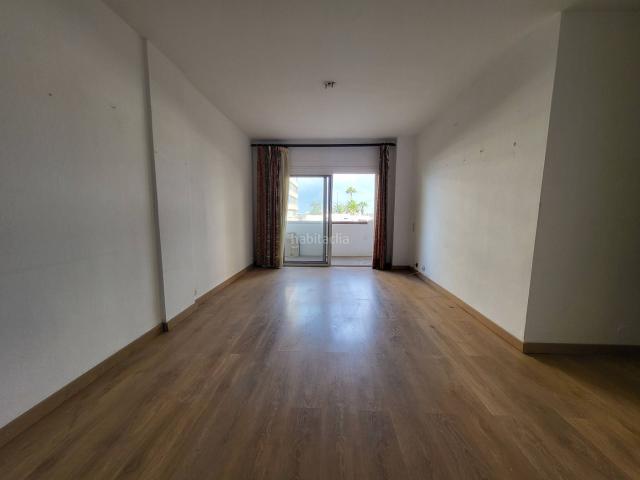 Piso en venta en Palmas de Gran Canaria Las, Arenales Lugo Avenida Marítima. Piso en venta en Arenales. Pisos Palmas de Gran Canaria.
