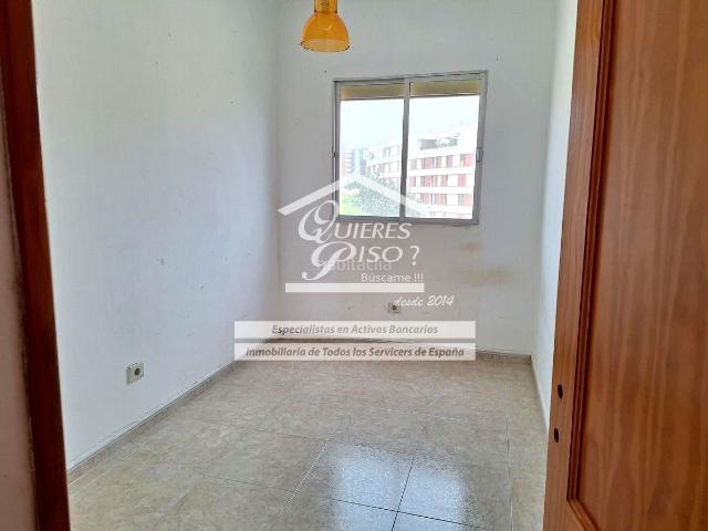 Piso en venta en Palmas de Gran Canaria Las, La Feria. 142.000 Piso de VPO en Virgen del Pilar Puja a alza hasta 05082026. Pisos Palmas de Gran Canaria.