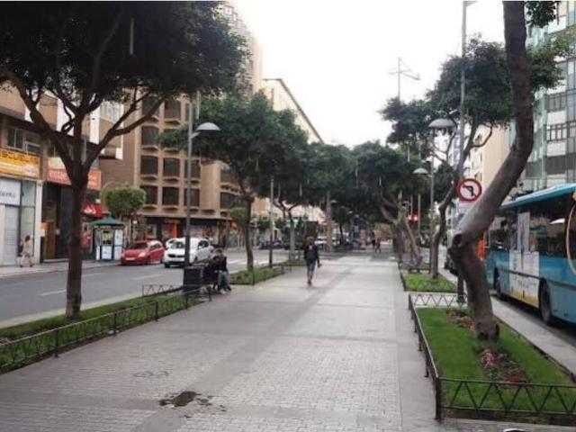 Piso en venta en Palmas de Gran Canaria Las, Santa Catalina Canteras. Piso en venta en Puerto Canteras35007. Pisos Palmas de Gran Canaria.