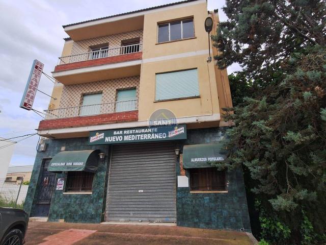 Piso en venta en Palomar. Lote de 2 pisos en El Palomar. Pisos.