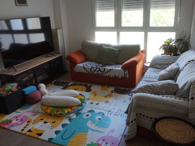 Piso en Venta en Palomeras Bajas