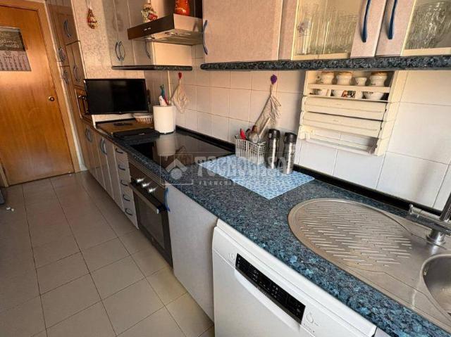 Piso en Venta en Palomeras Bajas