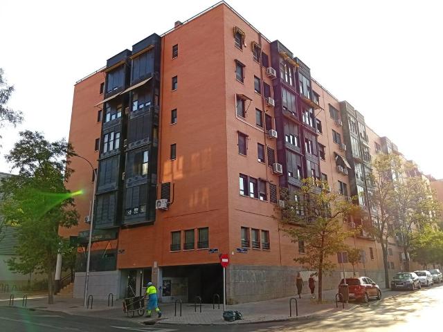 Piso en Venta en Palomeras Bajas