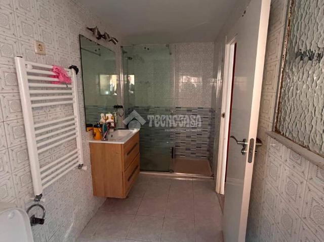 Piso en Venta en Palomeras Bajas