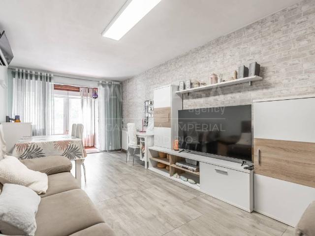 Piso en Venta en Palomeras Sureste