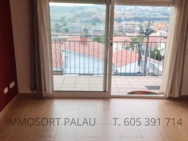 Piso en Venta en Palau solità i Plegamans
