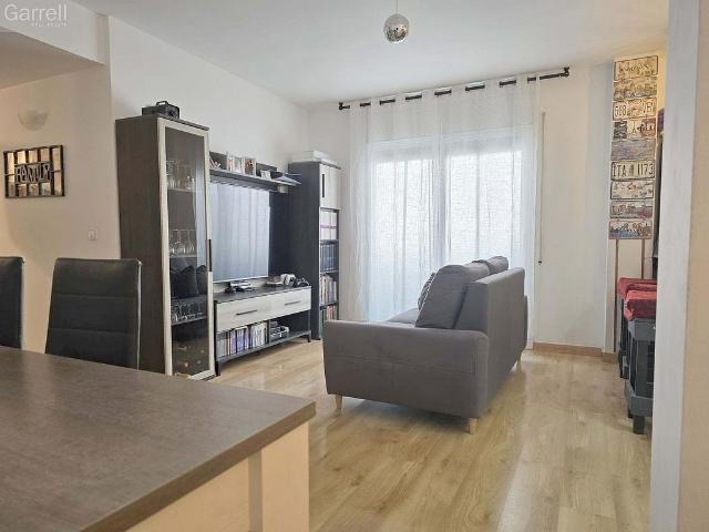 Piso en venta en Figueres, de 65 m² 3 habitaciones por 165.000