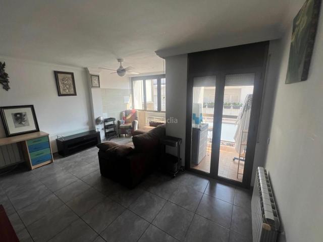 Piso en venta en Palamós, Avinguda Catalunya Costa Brava. Amplio piso a 300 metros del mar en Palamós luz, espacio y calidad de vida en la Costa Brava. Pisos.