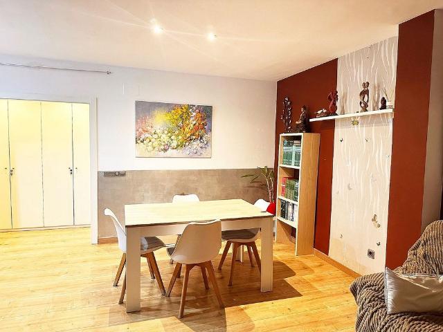 Piso en venta en Palamós, de 118 m² 3 habitaciones por 260.000