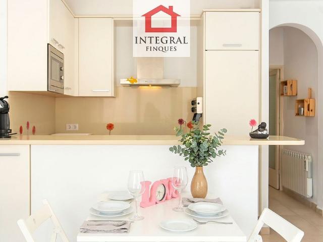 Piso en venta en Palamós, de 61 m² 2 habitaciones por 215.000
