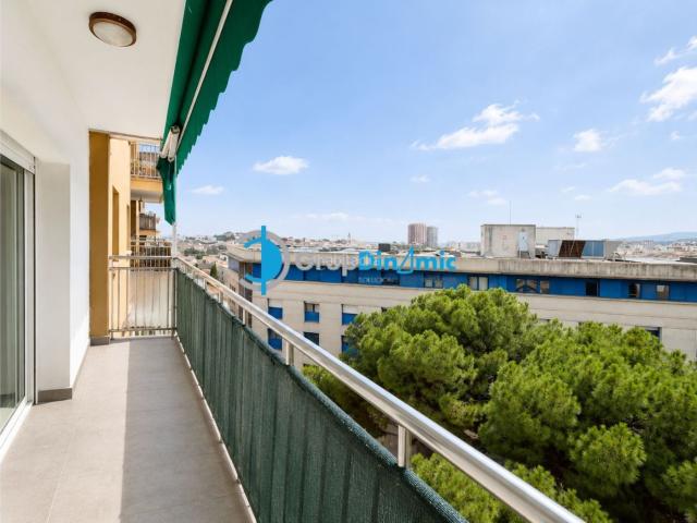 Piso en venta en Palamós, Sant Joan Vilarromà Costa Brava. Piso con vistas despejadas en Palamós de 4 habitaciones con terraza y ascensor. Pisos.