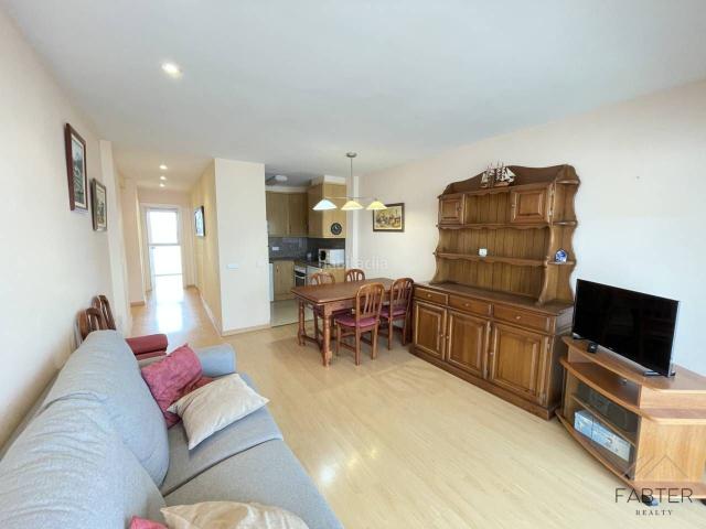 Piso en venta en Palamós, Platja Gran Costa Brava. Fabter Realty presenta piso en primera línea de mar en Palamós!. Pisos.
