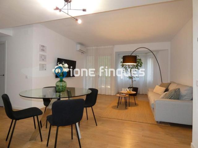 Piso en venta en Palamós, Platja Gran Costa Brava. Ione Finques Ofrece. Pisos.