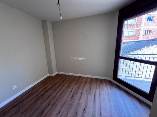 Piso en venta en Palencia, Centro. INMOBILIACARRION VENDE ¡Oportunidad Única en el Corazon de Palencia!. Pisos.