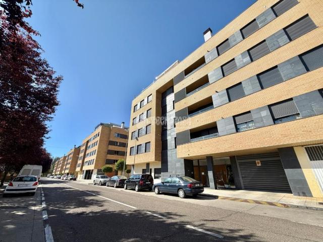 Piso en venta en Palencia, San Antonio. Piso en venta en Palencia. Pisos.