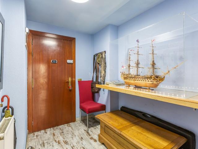 Piso en venta en Pamplona Iruña, Mendillorri. DUPLEX DE DOS HABITACIONES EN MENDILLORRI. Pisos Pamplona.