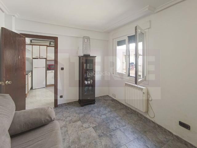 Piso en venta en Pasaia. PASAIDONIBANE. VIVIENDA A REFORMAR, CON DOS DORMITORIOS, ASCENSOR A COTA CERO, DOBLE ACCESO AL EDIFICIO Y TRASTERO. Pisos.