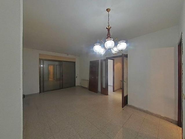 Piso en venta en pasaje Bellpuig, Sabadell, de 81 m² 3 habitaciones por 260.000