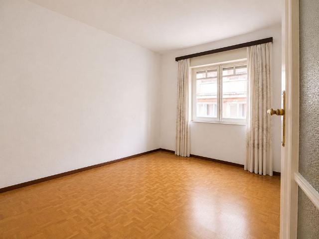 Piso en venta en pasaje De Flaugier, Barcelona, de 103 m² 4 habitaciones por 425.000