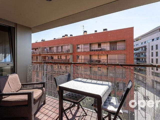 Piso en venta en pasaje Ermessenda de Carcassona, Terrassa, de 123 m² 3 habitaciones por 439.800