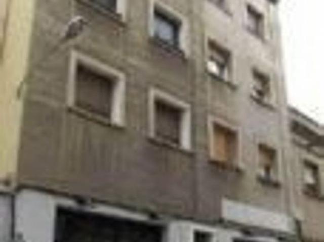 Piso en venta en pasaje Federico García Lorca, Cornellà de Llobregat, de 98 m² 2 habitaciones por 200.900